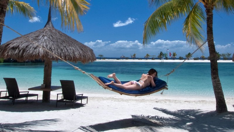 Eight Reasons Why I Love Bluewater Maribago Beach Resort